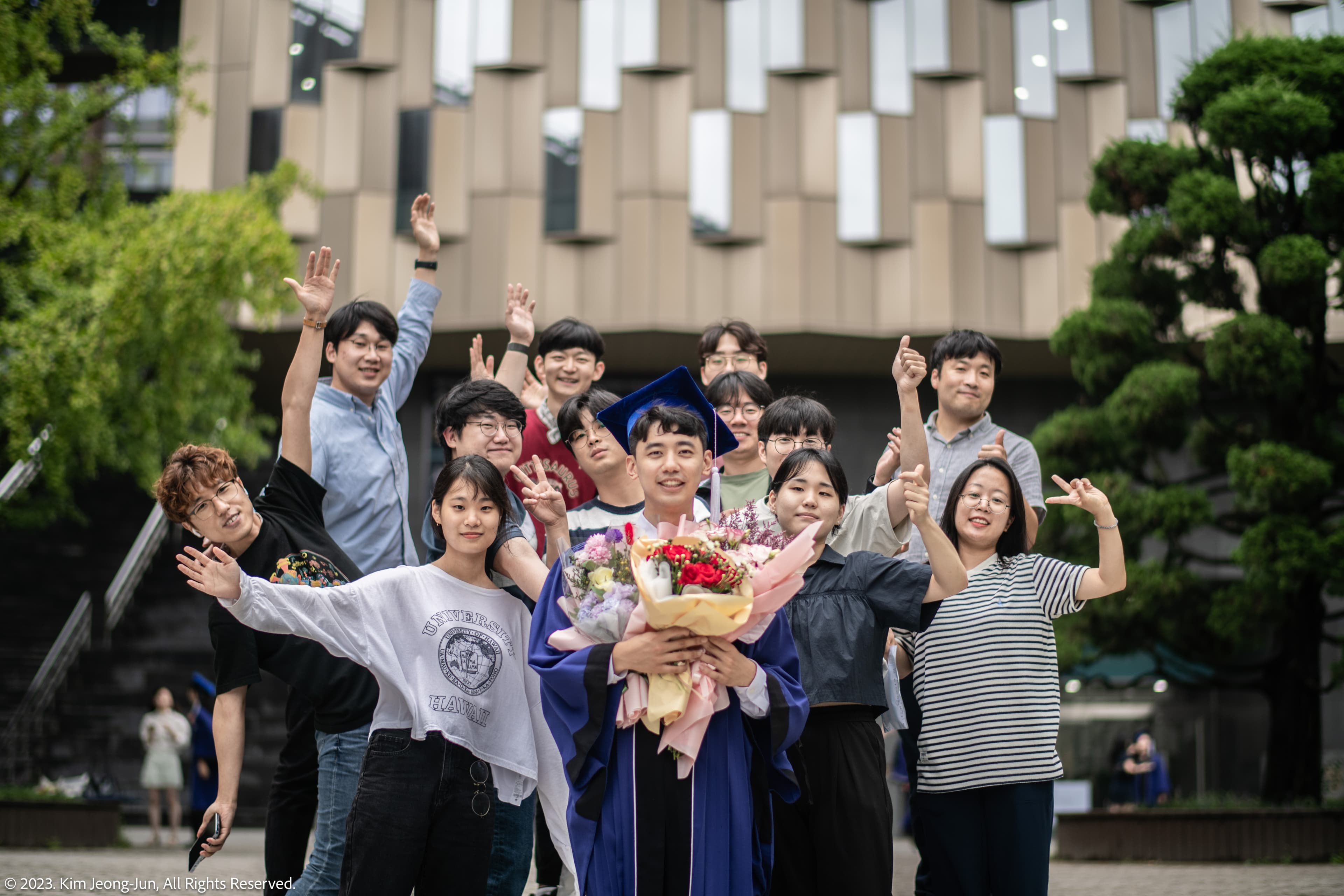 Congratulations on the graduation of Ho-Vin Baek!